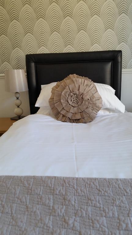 Gallery Guest House Plymouth Phòng bức ảnh